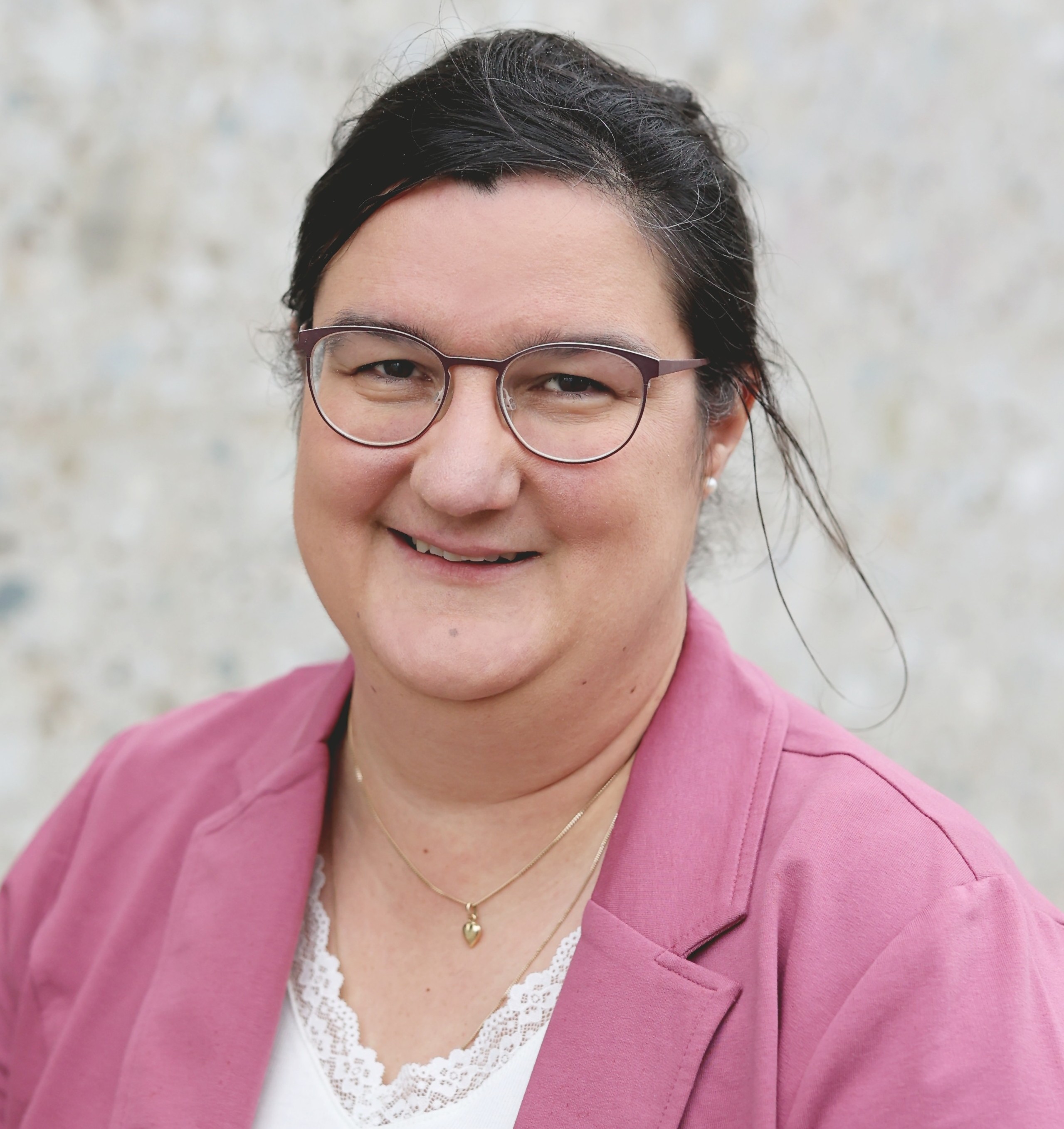 Veronika_Lippacher_zugeschnitten.jpg